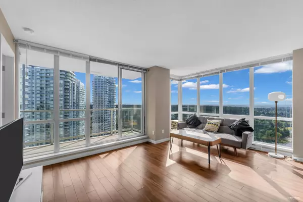 9981 Whalley BLVD #2904, Surrey, BC V3T 0G6