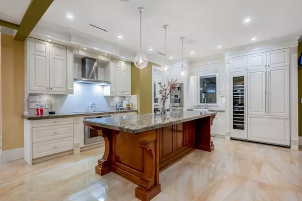 Richmond, BC V6Y 1H3,7431 Sunnymede CRES