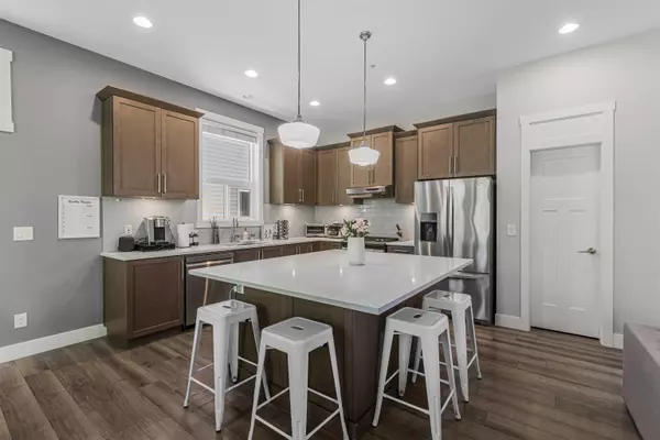 Maple Ridge, BC V4R 0G1,13542 Nelson Peak DR