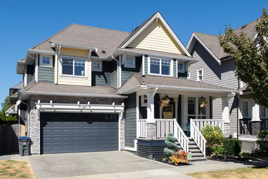 17343 1 AVE, Surrey, BC V3Z 8L2