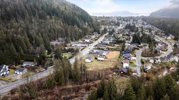 905 Hot Springs RD Harrison Hot Springs, BC V0M 1A3