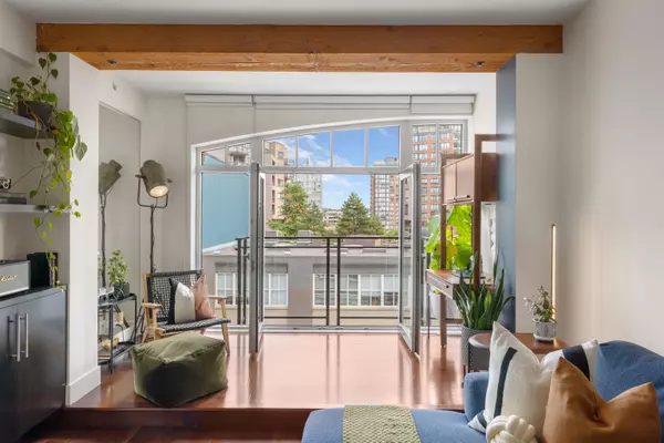 Vancouver, BC V6B 1E2,1275 Hamilton ST #408