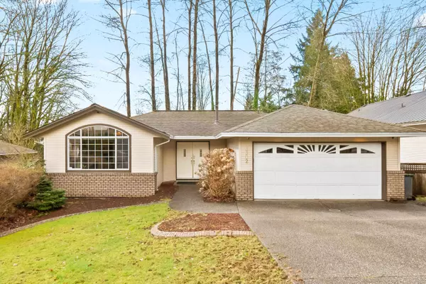 3302 Robson DR, Coquitlam, BC V3E 2X8