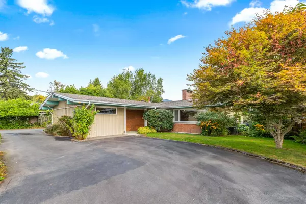 46011 Clarke DR, Chilliwack, BC V2P 3N5