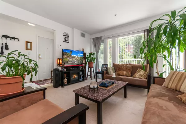 1275 Scott DR #202 Hope, BC V0X 1L4