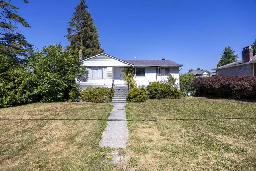 839 Regan AVE, Coquitlam, BC V3J 3B1