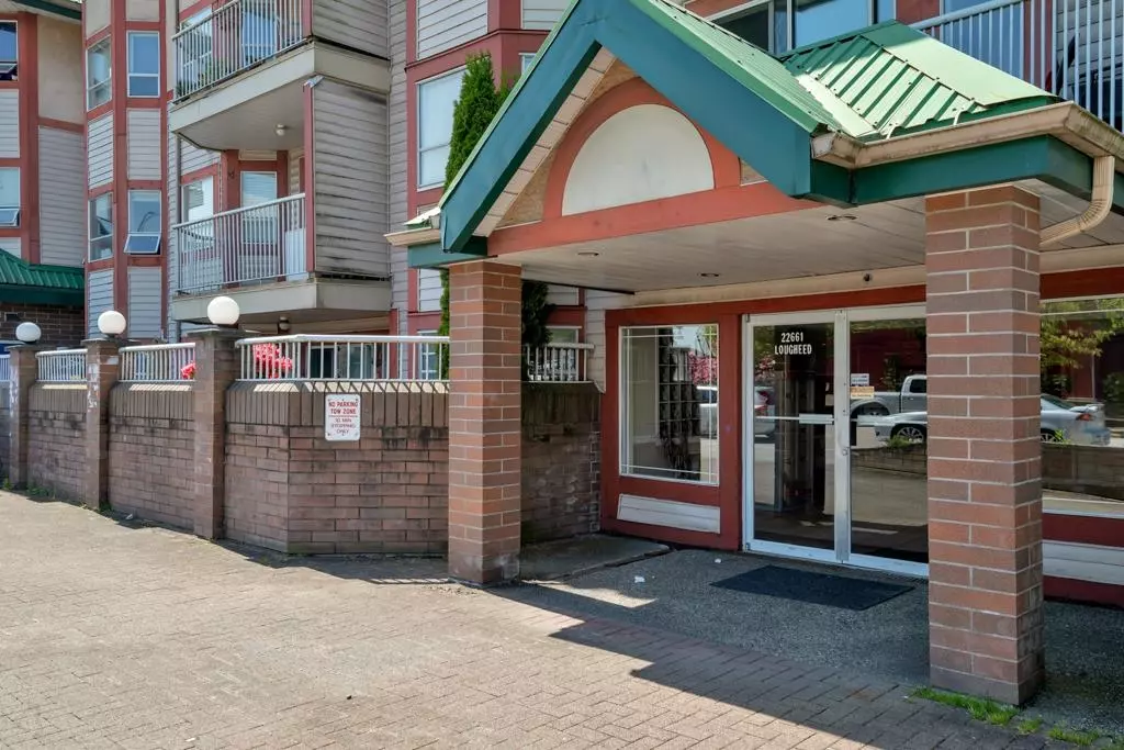 Maple Ridge, BC V2X 2V4,22661 Lougheed HWY #213