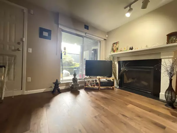 Vancouver, BC V5R 4Z5,3683 Wellington AVE #10x