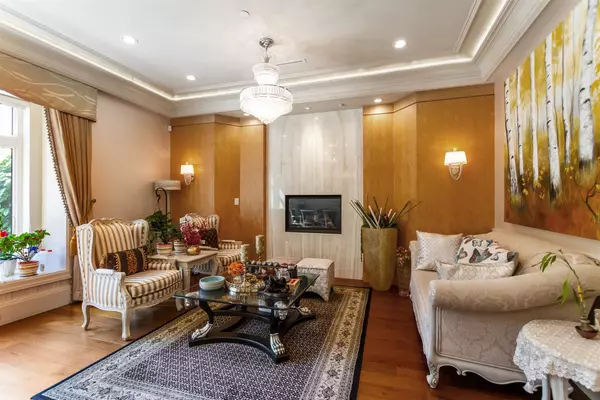 Vancouver, BC V6J 4K8,4239 Pine CRES