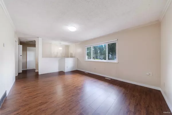 Surrey, BC V3T 3P4,9689 131 ST