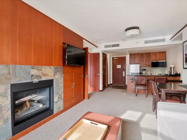 Whistler, BC V8E 0X3,4299 Blackcomb WAY #4417