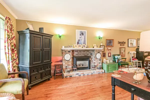 Abbotsford, BC V2T 4Z7,3754 Nanaimo CRES