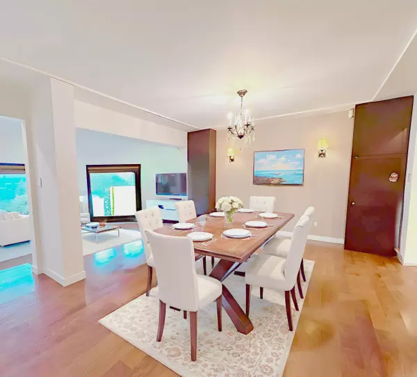 Burnaby, BC V5J 3B2,5369 Patrick ST