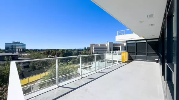 5788 Gilbert RD #802 Richmond, BC V6X 1B7