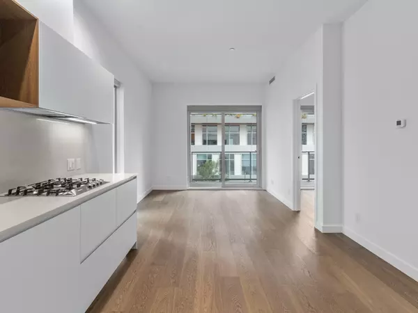 6000 Mckay AVE #307 Burnaby, BC V5H 0K2