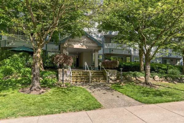 11960 Harris RD #103, Pitt Meadows, BC V3Y 2R1