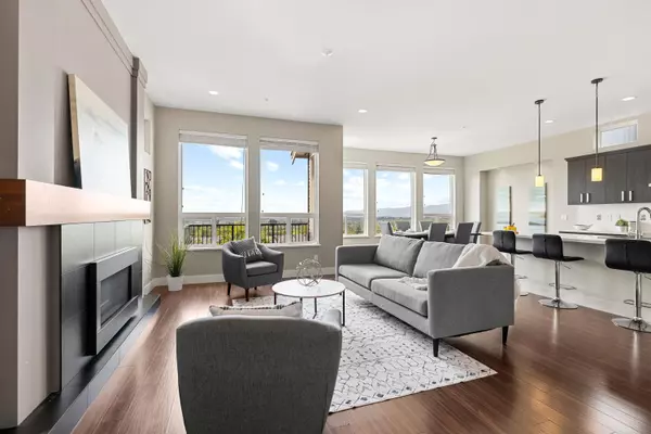 Maple Ridge, BC V2W 0H8,10459 248 ST