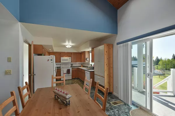 2010 Ranch RD Roberts Creek, BC V0N 2W5