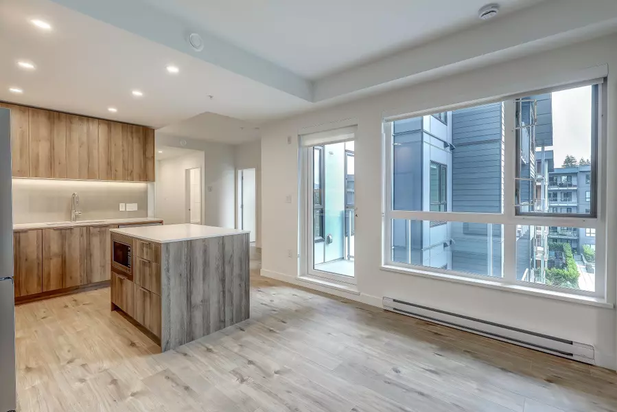 3594 Malsum DR #517, North Vancouver, BC V7G 0B5