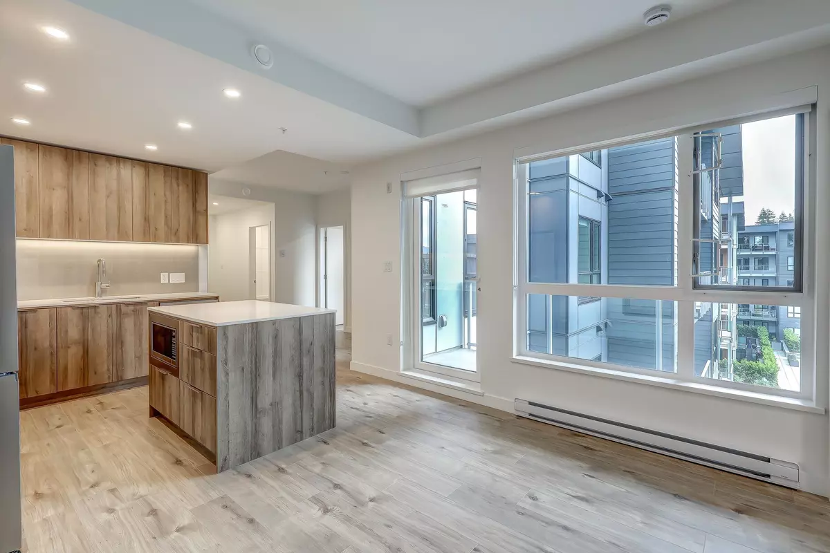 North Vancouver, BC V7G 0B5,3594 Malsum DR #517