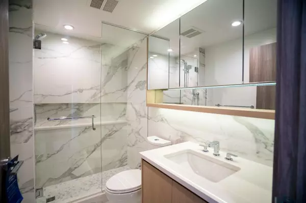 Surrey, BC V3T 0V3,13778 100 AVE #1302