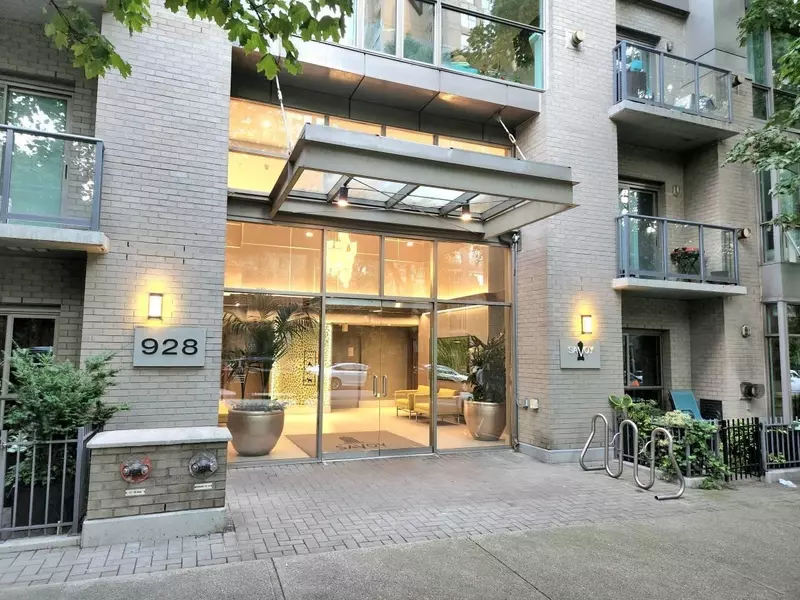 928 Richards ST #1503, Vancouver, BC V6B 6P6