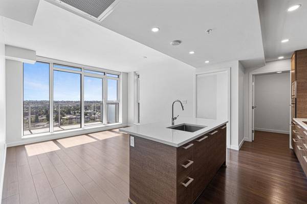 285 E 10th AVE #2209, Vancouver, BC V5Y 0H6
