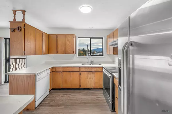 7710 Juniper ST Mission, BC V2V 6G1