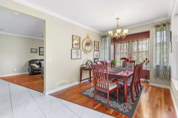 Surrey, BC V4N 5A9,9833 182 ST