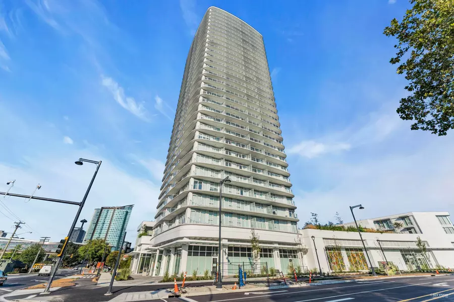 13685 102 AVE #1002, Surrey, BC V3T 1N7