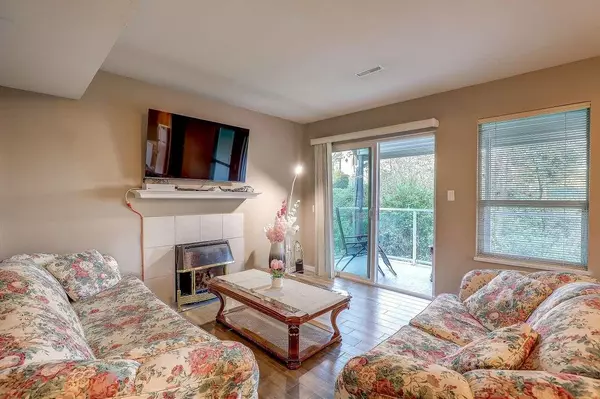 Mission, BC V2V 4X7,32311 Mcrae AVE #4