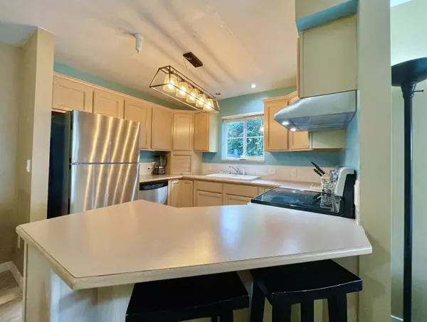 689 Park RD #35 Gibsons, BC V0N 1V7