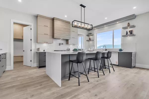 Chilliwack, BC V4Z 0E5,51193 Charlotte PL