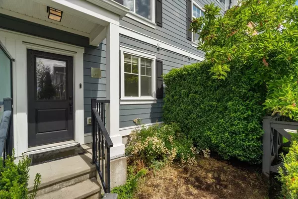 Surrey, BC V3Z 0L9,16458 23a AVE #45