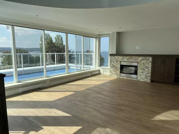 Vancouver, BC V6G 1Y3,1403 Beach AVE #PH