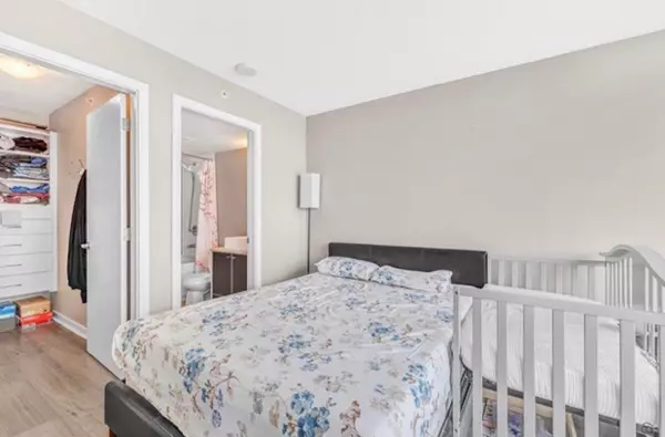 Surrey, BC V3T 0G5,13688 100 AVE #2904