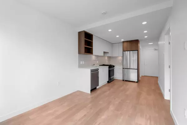 Coquitlam, BC V3J 0L9,723 Grover AVE #514