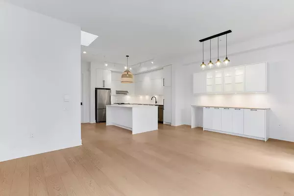 4638 Orca WAY #120 Tsawwassen, BC V4M 0C2