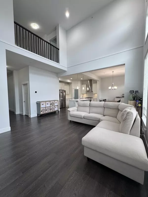 Maple Ridge, BC V2W 0H7,11124 239 Street