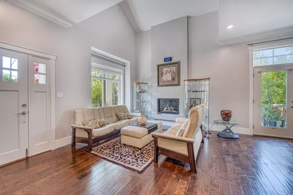 Surrey, BC V3Z 8B8,2456 163 ST #7