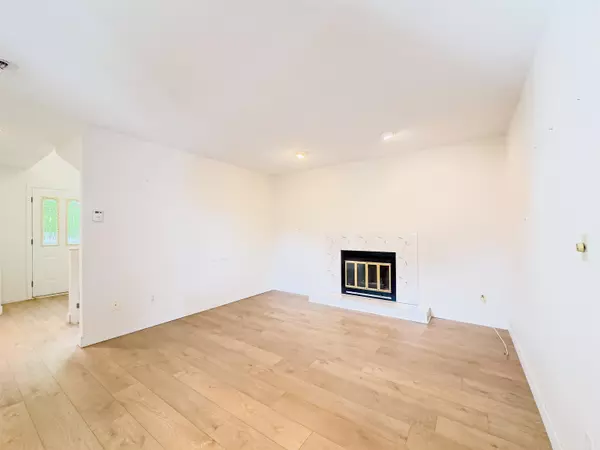 Vancouver, BC V5K 1M6,3630 Cambridge ST