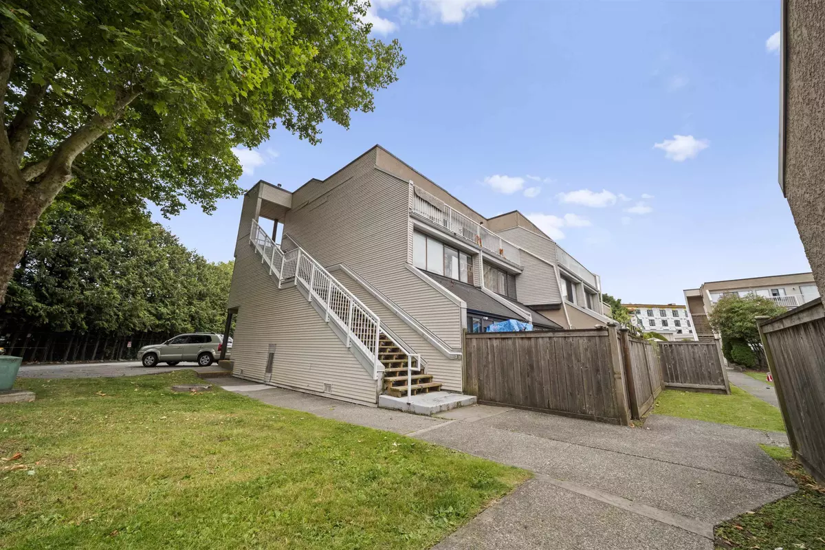 Surrey, BC V3S 1V2,17708 60 AVE #55