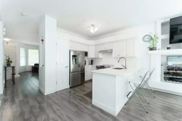 Maple Ridge, BC V2W 1W8,24386 101 AVE