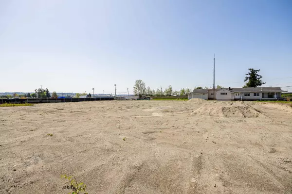 Surrey, BC V3S 0L5,4586 176 ST