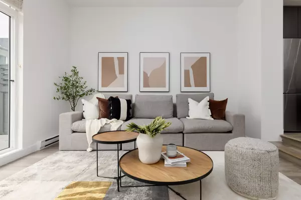 Surrey, BC V3W 1H9,13636 81a AVE #28