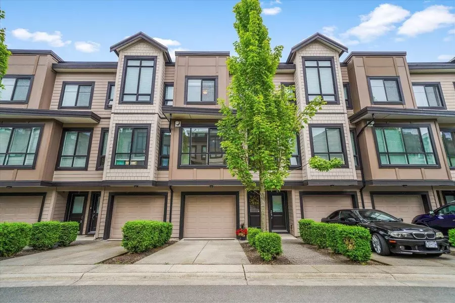 100 Wood ST #9, New Westminster, BC V3M 0H6