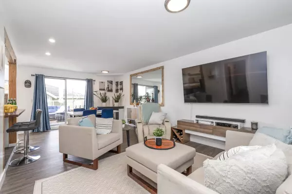 Vancouver, BC V5P 4W2,2313 Quayside CT