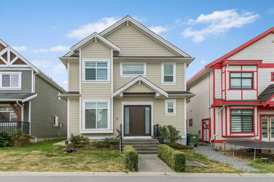 27916 Conductor DR, Abbotsford, BC V4X 0A7