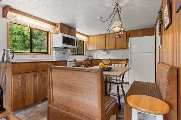 Chilliwack, BC V4Z 1G2,49632 Larsen RD