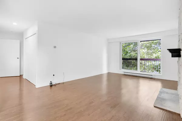 Port Coquitlam, BC V3C 1Z9,2381 Bury AVE #307